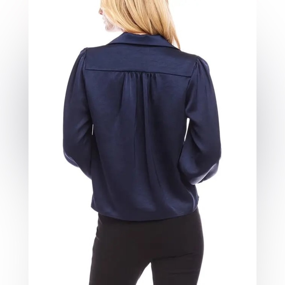 NWT Karen Kane Women’s Satin Button-Up Shirt Elegant Navy Blue Top - Picture 2 of 3